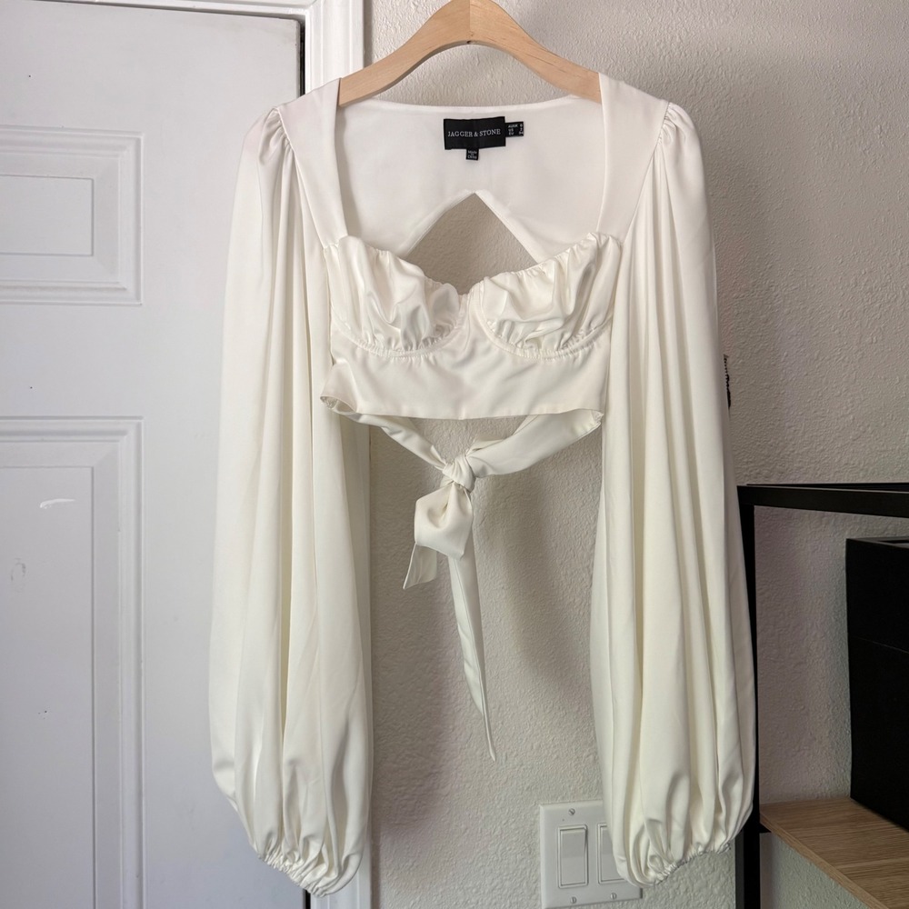 JAGGER & STONE white satin puff‎ long sleeve cropped cutout tie back blouse top